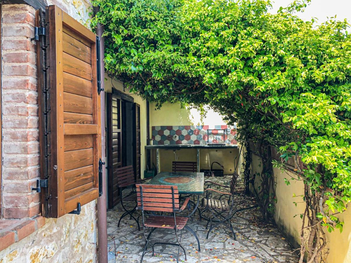Umbria, "Casa Sagrantina" Con Piscina E Pergolato Lägenhet Collazzone Exteriör bild